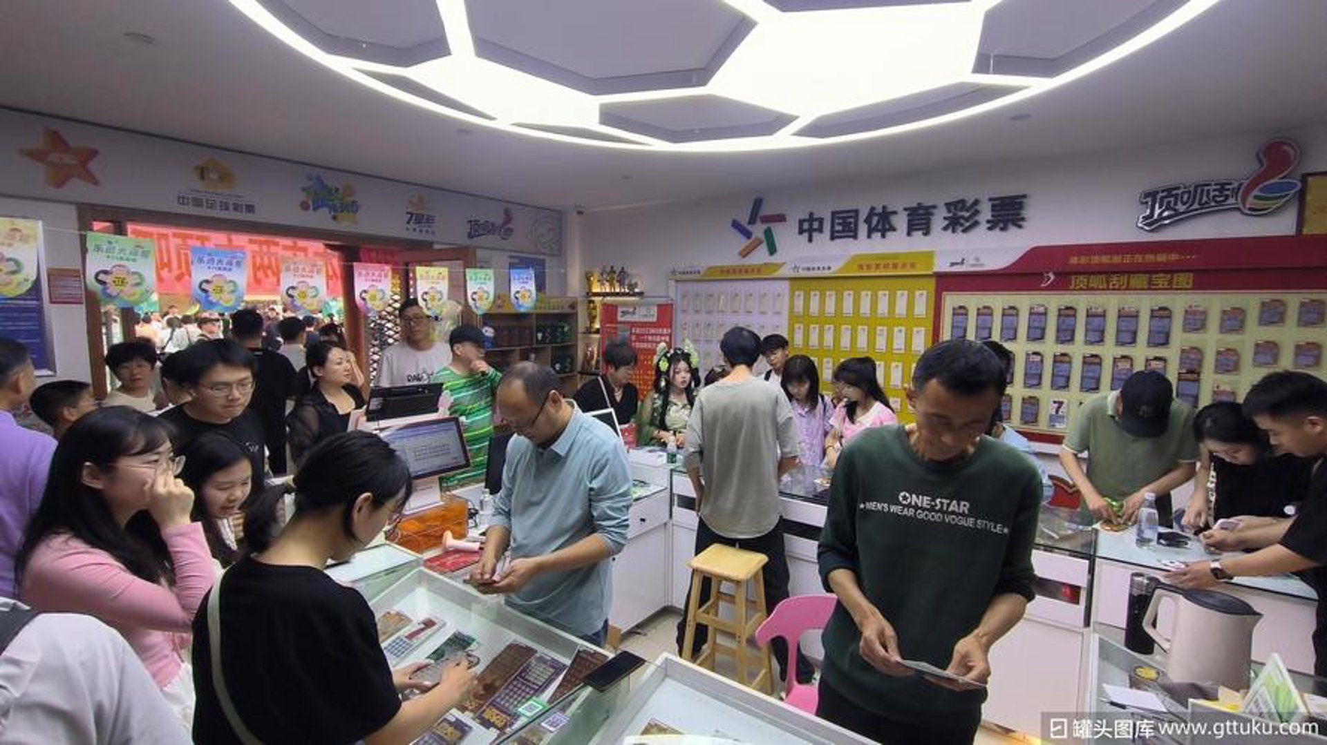 飞极传媒